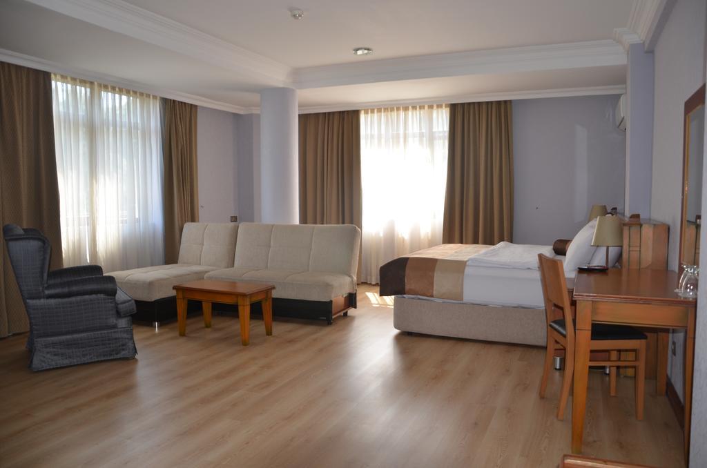 Talia Hotel & Spa سبانجا المظهر الخارجي الصورة